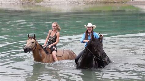 Heartlands Amber Marshall Swims with Horses